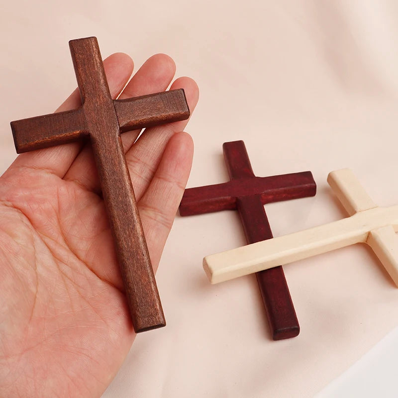 12x7cm Cruz Catolica de Madera de Mano, para la oracion personal